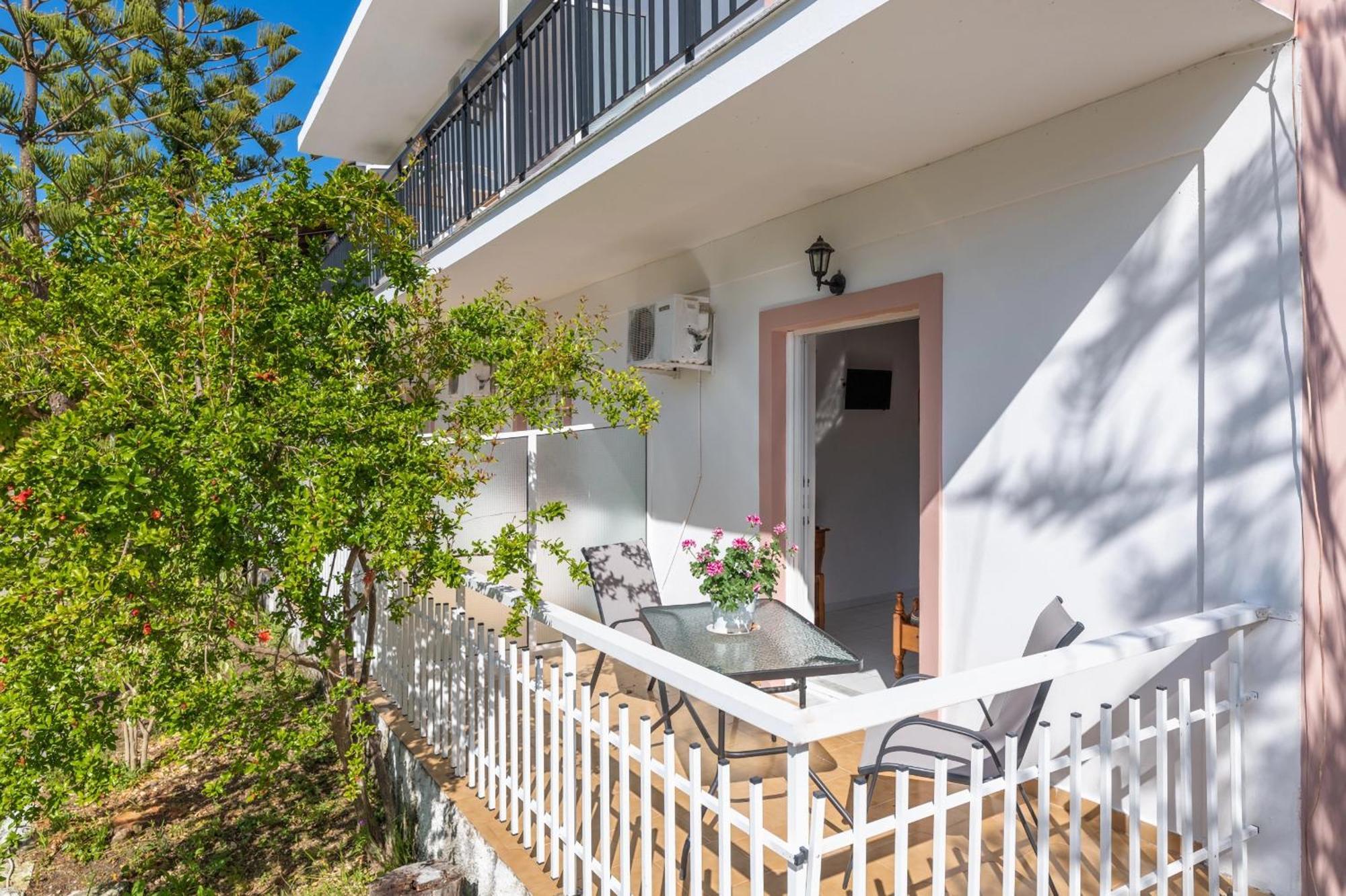 Anthi Studios & Apartments Alykes  Dış mekan fotoğraf