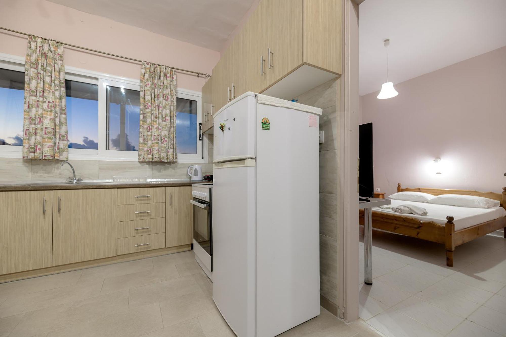 Anthi Studios & Apartments Alykes  Dış mekan fotoğraf